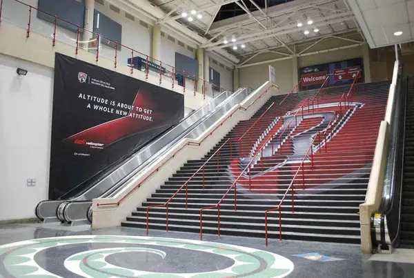Stadium Arena Large Format Signage: An Engineer’s Guide to Sports Venue Exterior Branding
