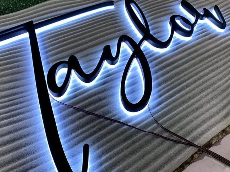 Apartment and Condominium Building Signage: A Property Manager’s Guide to Branding That Lasts