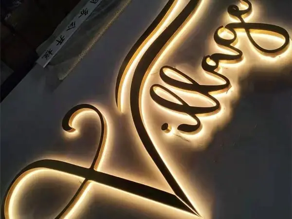 Apartment and Condominium Building Signage: A Property Manager’s Guide to Branding That Lasts